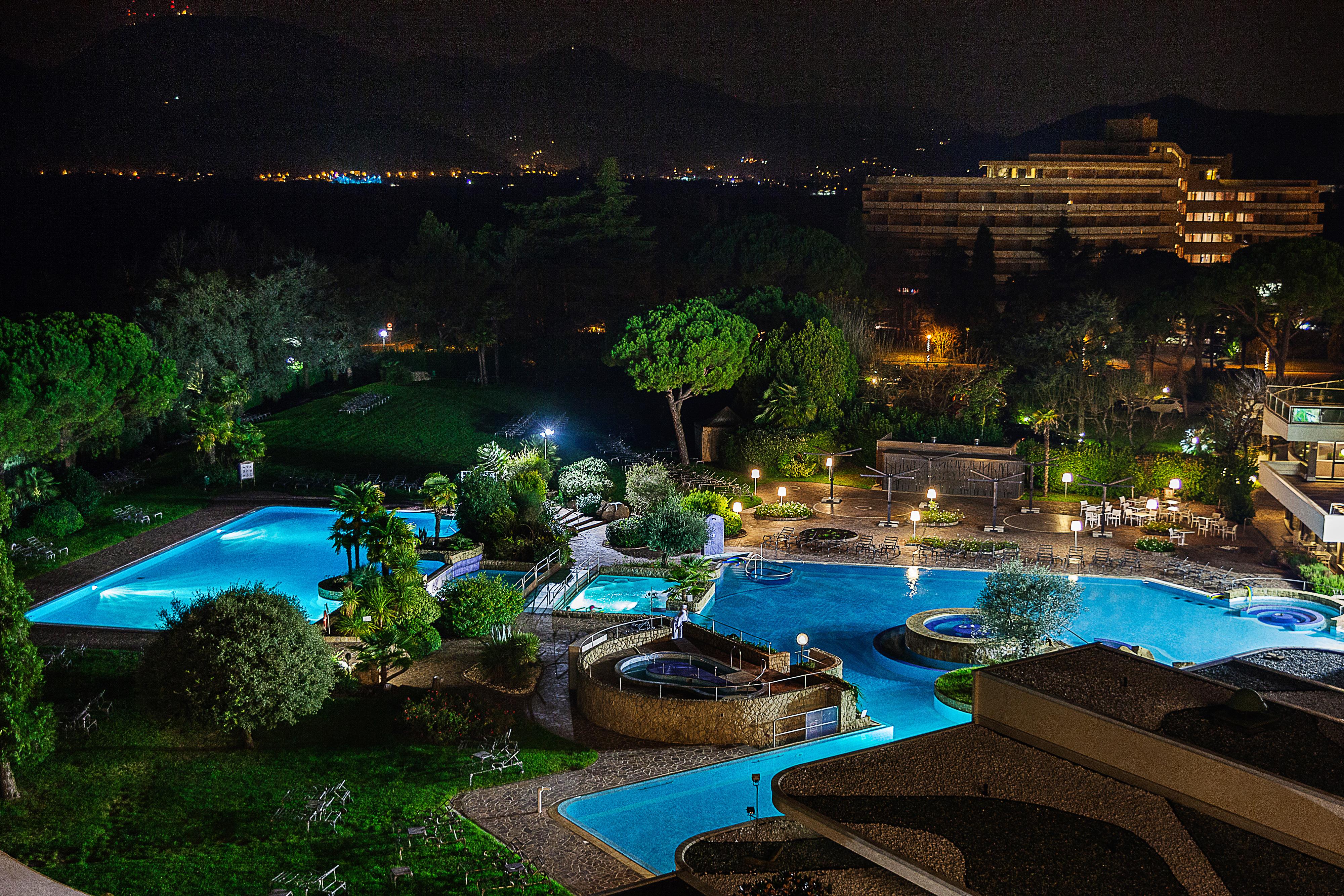 Galzignano Resort Terme & Golf - Hotel Majestic Galzignano Terme Exterior photo